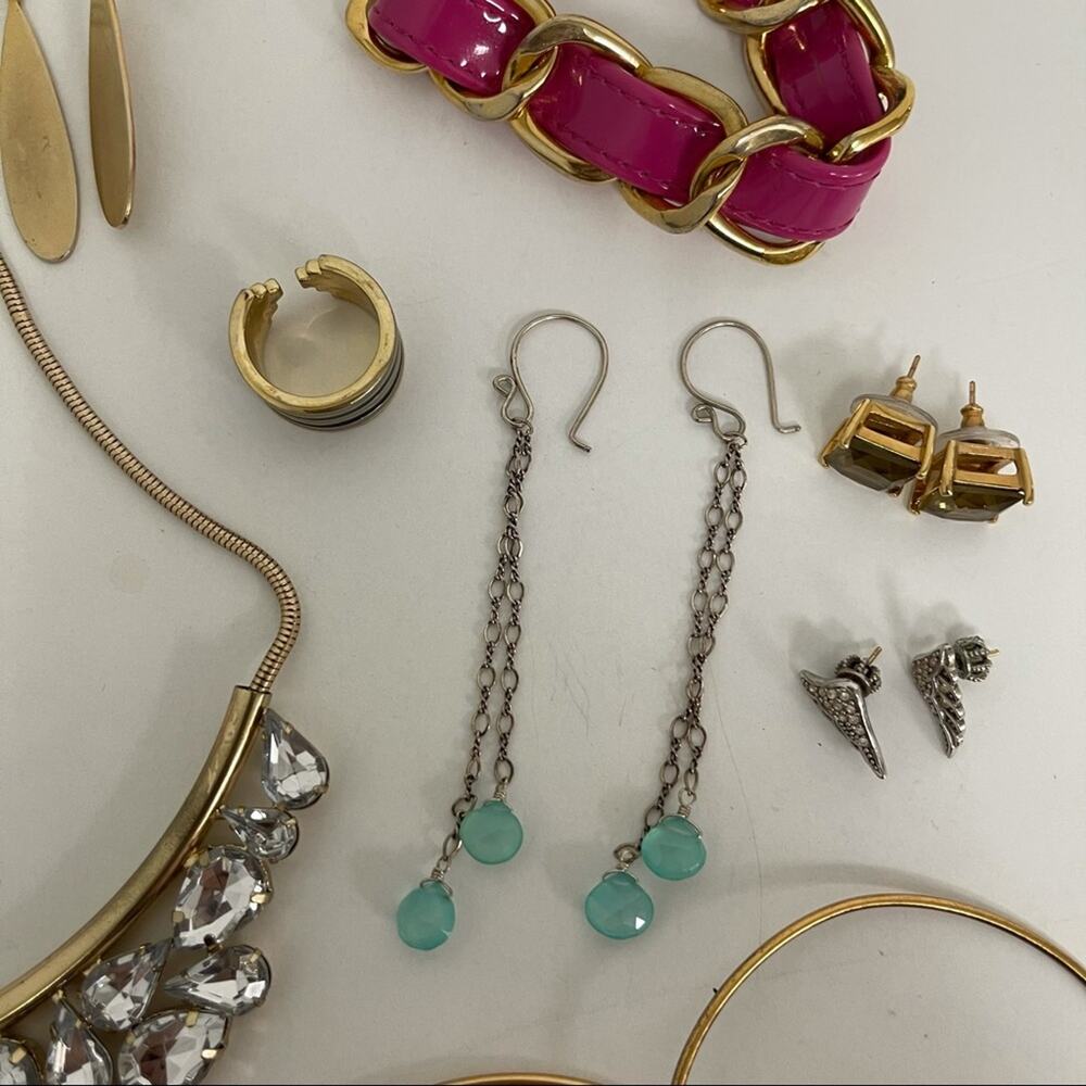 JEWELRY BUNDLE Earrings Bracelets Necklace Includes 11 Items Gold & Silver - Picture 6 of 7